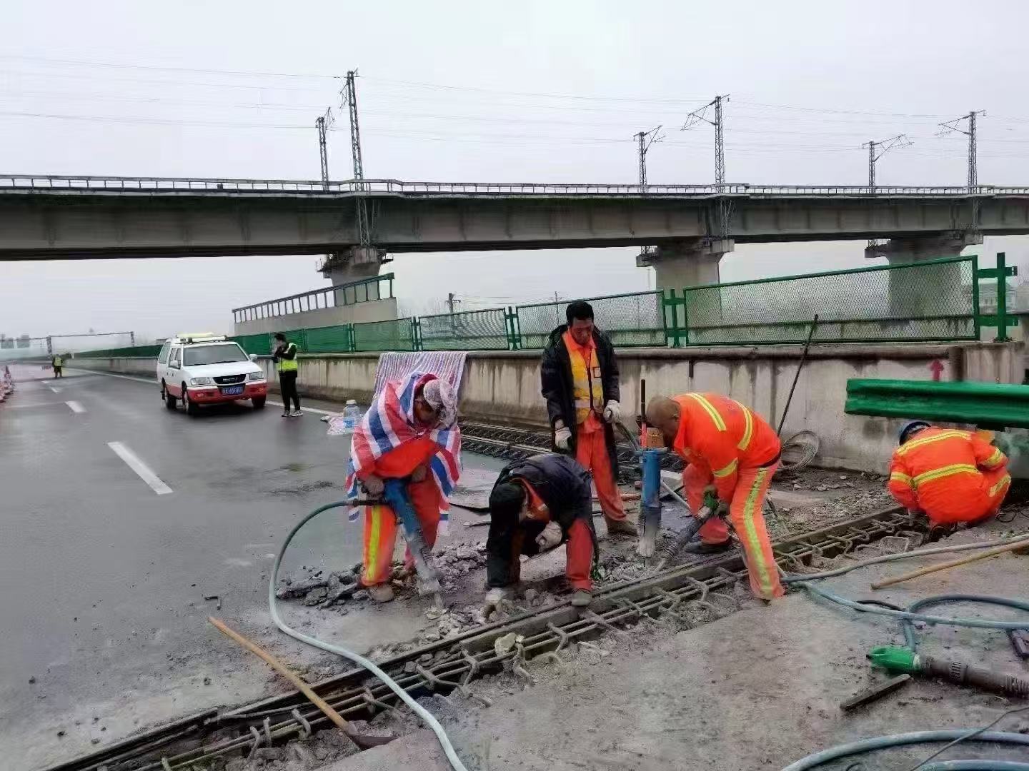安吉桥梁伸缩缝抢修料